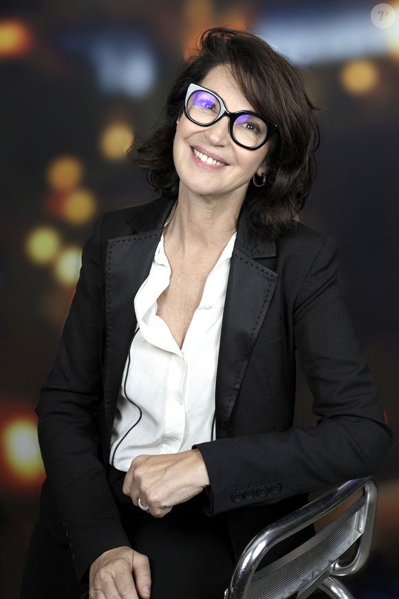 Portrait de Zabou Breitman lors de l'enregistrement de l'émission "Chez Jordan de Luxe" à Paris. Le 19 septembre 2023. © Cédric Perrin / Bestimage