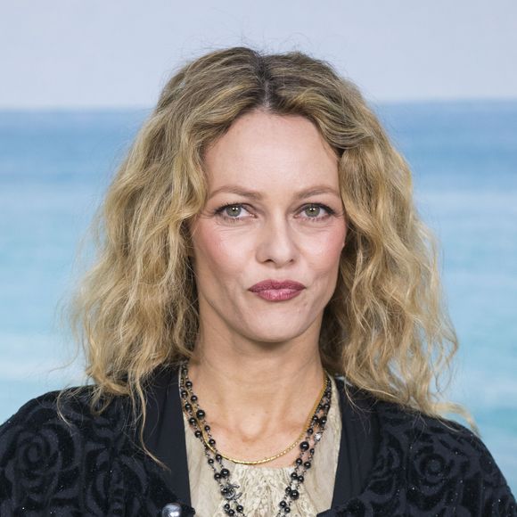Vanessa Paradis - Photocall du défilé Chanel Collection Prêt-à-Porter Printemps/Eté 2019 lors de la Fashion Week au Grand Palais à Paris le 2 octobre 2018. © Olivier Borde/Bestimage