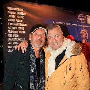 Laurent Baffie est venu voir Jean-Marie Bigard à l'hôpital après une mauvaise chute.

Laurent Baffie, Jean-Marie Bigard - Soirée des 20 ans de l'association Laurette Fugain avec la projection du documentaire "Et Nous ?" au Cinéma Les 7 Batignolles à Paris le 8 novembre 2022.

© Philippe Baldini / Bestimage