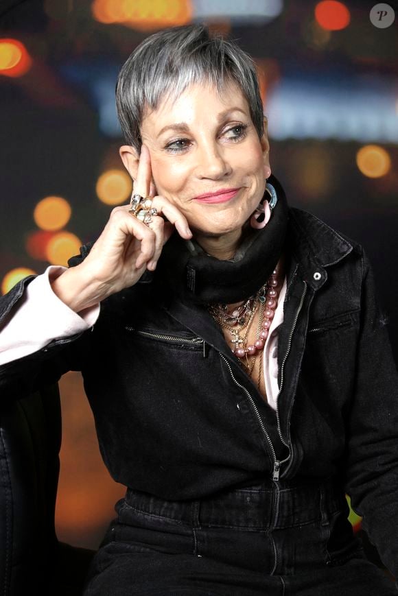 Au grand dam d'Isabelle Morini-Bosc : "Lui me dit qu'il a réglé toutes les affaires, je ne veux même pas en entendre parler" déclarait-elle dans "Chez Jordan" en mai 2023
Portrait de Isabelle Morini-Bosc, lors de l'enregistrement de l'émission "Chez Jordan". Le 4 février 2022
© Cédric Perrin / Bestimage