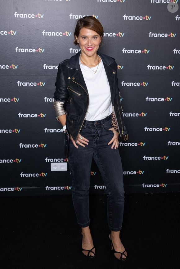 Pour les numéros du vendredi au dimanche, la chaîne fait confiance à Mélanie Taravant et Samuel Ollivier.

Melanie Taravant assiste à la conférence de presse de France TV le 04 septembre 2024 à Paris, France. Photo par Nasser Berzane/ABACAPRESS.COM