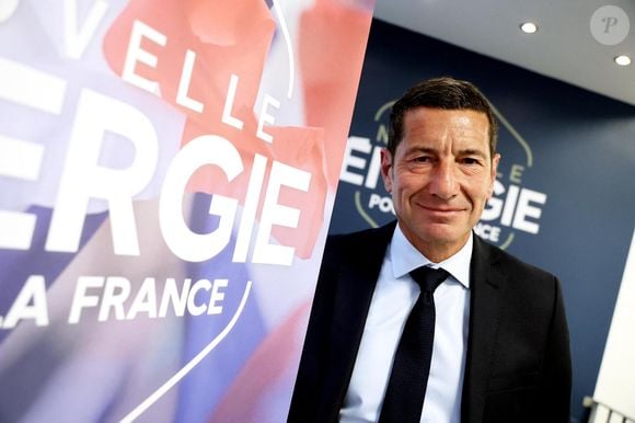 Exclusif - David Lisnard, candidat à l'élection présidentielle, donne une conférence de presse au siège de son parti Nouvelle Energie pour la France sur le thème de la santé après une visite à l'institut du coeur le 5 mai 2026.
L'actuel maire de Cannes et président de l'AMF (association des maires de France) est venu présenter ses mesures en cas de victoire à l'élection présidentielle.

© Dominique Jacovides / Bestimage
