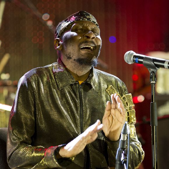 Jimmy Cliff en concert sur la place du Grand Jardin lors du Festival des Nuits du Sud 2015 à Vence, le 9 juillet 2015. Syspeo.k / Bestimage