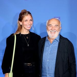 Gérard Jugnot et sa femme Patri­cia Campi - Tapis rouge de la 3ème soirée du Festival Cinéroman au Pathé Gare du Sud à Nice le 30 septembre 2026. © Bruno Bebert - Dominique Jacovides / Bestimage