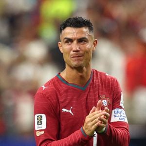 Le footballeur de 41 ans cherche toutefois à se séparer d’un spectaculaire domaine de 23 acres, soit environ 9,3 hectares, situé à Alderley Edge, dans le Cheshire.

Portugal vs Espagne - Coupe du monde 2026 - 06/07/2026 DALLAS, ÉTATS-UNIS - 6 juillet 2026
