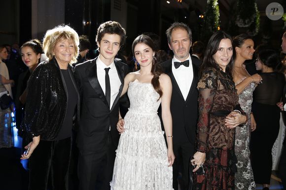 Avec sa compagne, ils sont parents de deux enfants, Madeleine et Marcel.

Danièle Thompson, Marcel Thompson et Madeleine Thompson et leurs parents Géraldine Pailhas et Christopher Thompson lors de la vingt-troisième édition du Bal au Palais de Chaillot à Paris, le 28 novembre 2015. 

© Le Bal/Jacovides/Borde/Moreau/Bestimage