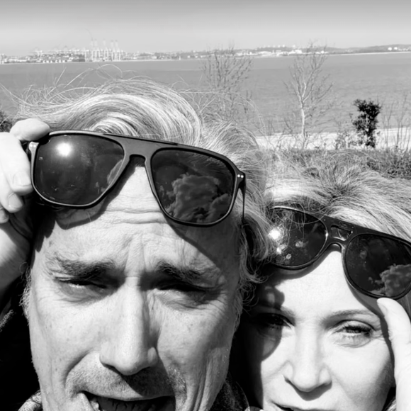 Le parcours s'est déroulé à travers les paysages exigeants de l'Atlas, au Maroc.

Patricia Kaas et son compagnon, Laurent, sur Instagram le 14 mars 2026. Instagram