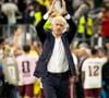 Dans les pages du "Figaro", on apprend que mercredi soir, Didier Deschamps s'est offert une sortie qui risque de faire des jaloux. Accompagné de son épouse Claude, l'ancien patron des Bleus a été aperçu à La Défense, au concert de Céline Dion. 

Didier Deschamps lors de la demi-finale de la Coupe du Monde de la FIFA 2026 au Mercedes-Benz Stadium d'Atlanta, en Géorgie (États-Unis), le 14 juillet 2026.