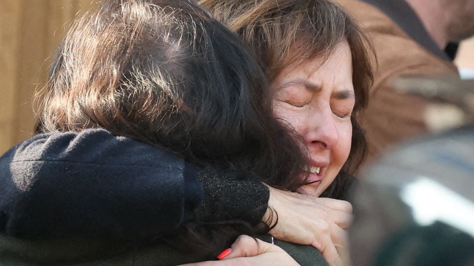 Valérie Bonneton perd pied pour le dernier voyage de Bruno Salomone