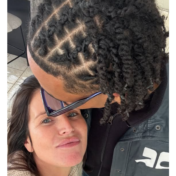 Sa veuve Sandrine avait renoncé à l'héritage.

Sandrine, la veuve de Mouss Diouf.