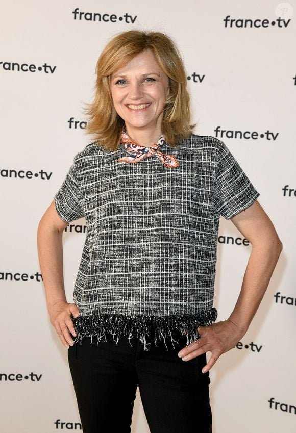 Elle présentait la météo dans l'émission depuis 8 ans.

Valérie Maurice au photocall de la conférence de presse de France 2 au théâtre Marigny à Paris le 18 juin 2019

© Coadic Guirec / Bestimage