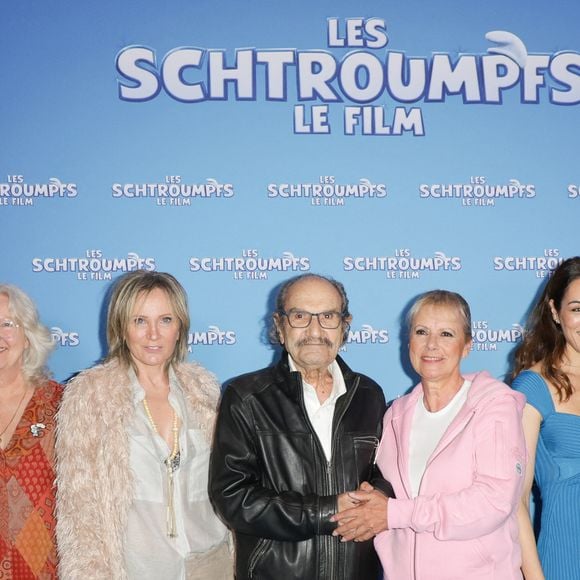 Depuis la mort de Peyo, sa fille Véronique Culliford, son fils Thierry et désormais son petit-fils Nicolas Tytgat gèrent l’empire des Schtroumpfs à Bruxelles.

Jérôme Commandeur, Veronique Culliford, Patricia Kaas, Gérard Hernandez, Dorothée, Sofia Essaïdi et François Damiens - Avant-première parisienne du film "Les Schtroumpfs" au cinéma le Grand Rex à Paris le 6 juillet 2025. 
© Coadic Guirec / Bestimage