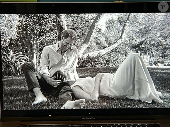 Le prince Harry, duc de Sussex et Meghan Markle, duchesse de Sussex, dévoilent des photos et des vidéos inédites de leur fils Archie dans "Harry & Meghan" (Netflix).Le 15 décembre 2022. (Backgrid UK/ Bestimage).