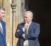 Même le prince Andrew, pourtant peu en vue ces dernières années, a fait le déplacement...
20 avril 2025, Londres, Angleterre, Royaume-Uni : Le prince ANDREW (Le prince Andrew, duc d'York) arrive à l'office des matines de Pâques à la chapelle St George au château de Windsor. (Crédit photo : © Tayfun Salci/ZUMA Press Wire)