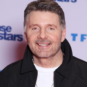 Philippe Lellouche participe à la séance photo de « Danse avec les stars » aux studios de TF1 à Paris, en France, le 18 décembre 2025. Photo de Jérôme Domine/ABACAPRESS.COM