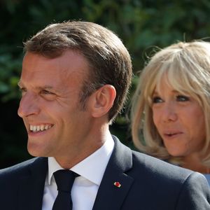 Le président de la République française Emmanuel Macron et sa femme la Première Dame Brigitte Macron - Le président de la République française reçoit le président de la fédération de Russie au fort de Brégançon, à Bormes-les-Mimosas, France, le 19 août 2019.