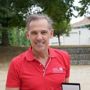 Vahé pourrait-il suivre les traces de son arrière-grand-père ?

Paul Belmondo - Les célébrités lors de “L'Etape du Coeur” de l’association Mécénat Chirurgie Cardiaque lors de la 12ème étape de la 113ème édition du Tour de France entre Nevers et Chalon-sur-Saône, France, le 16 juillet 2026. Depuis 2003, Mécénat Chirurgie Cardiaque est au coeur du Tour de France pour mener des actions de collectes au fil des étapes qui ont permis d'opérer déjà plus de 438 enfants. Cette année à la fin du Tour de France et du Tour de France Femmes avec Zwift, l'Association espère pouvoir sauver 40 enfants et se rapprocher ainsi un peu plus de son objectif : atteindre le cap des 6 000 enfants sauvés pour ses 30 ans, un rêve cher à sa fondatrice, la Professeure F. Leca. © Anne-Sophie Guebey/Bestimage # No Web pour la Belgique et la Suisse | 00763607