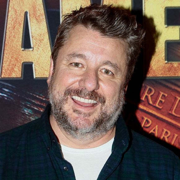 Bruno Guillon - Personnalités à la représentation de la comédie musicale "Notre Dame de Paris" à l'occasion des 25 ans, au Palais des Congrès à Paris. Le 23 novembre 2023
© Christophe Clovis / Bestimage