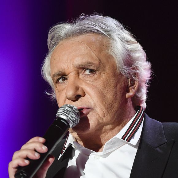 "Je n'ai plus la même voix. Or mes tessitures sont très élevées dans mes chansons. (...) C'est uniquement ça", a-t-il ainsi dévoilé

Exclusif - Michel Sardou -  Enregistrement de l'émission "Bon Anniversaire Laurent Gerra" au Pavillon Baltard à Nogent-sur-Marne le 13 novembre 2017. L'émission sera diffusée sur France 2 le 29 décembre le jour J du 50ème anniversaire de L. Gerra. 
© Pierre Perusseau/Bestimage