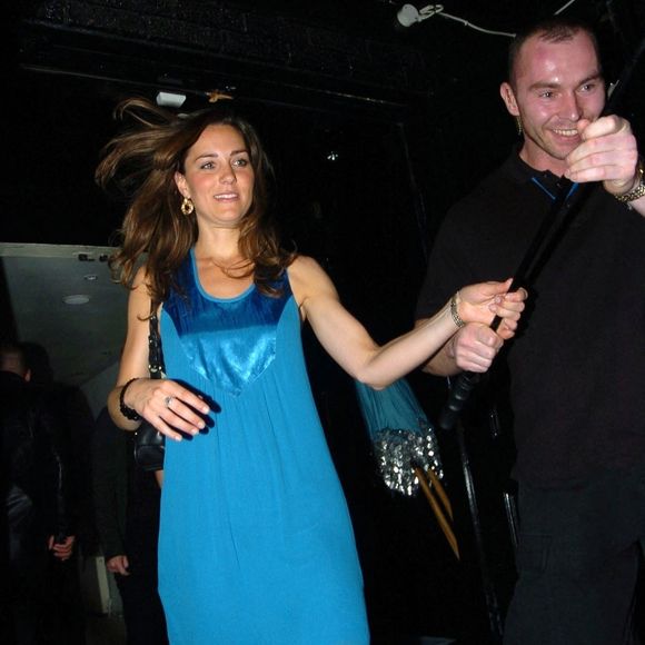 Kate Middleton quitte le club "Mamilanji" à Londres, le 3 mai 2007.
