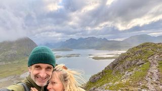 Ils ont choisi des îles parmi les plus belles au monde : l'album de vacances de Karin Viard avec son mari Manuel Herrero