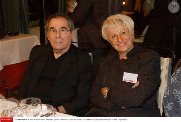 © Arno/Alamo/ABACA. 32275-8. Toulouse-France,09/02/2002. Concert a Toulouse au profit des sinistres AZF (La halle aux grains). Claude Nougaro et Mady l'organisatrice.