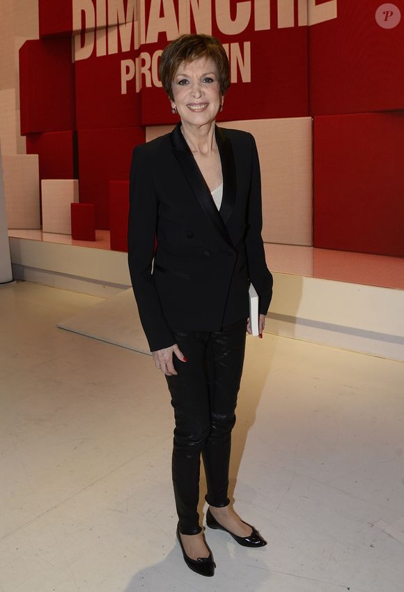 Catherine Laborde - Enregistrement de l'émission "Vivement Dimanche" à Paris le 10 février 2016, diffusée le 14 février 2016.  © Coadic Guirec/Bestimage