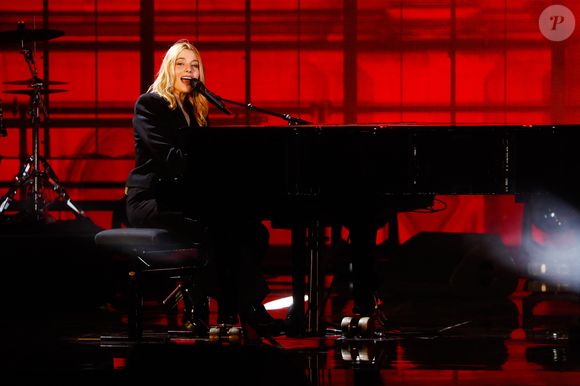 Exclusif - Santa - Enregistrement de l'émission "Paris 2024 le concert événement...dans un an les jeux" sur le parvis de l'Hôtel de Ville de Paris, diffusée le 25 juillet sur France 2 à 21h10. Le 3 juillet 2023
© Tiziano Da Silva-Christophe Clovis / Bestimage