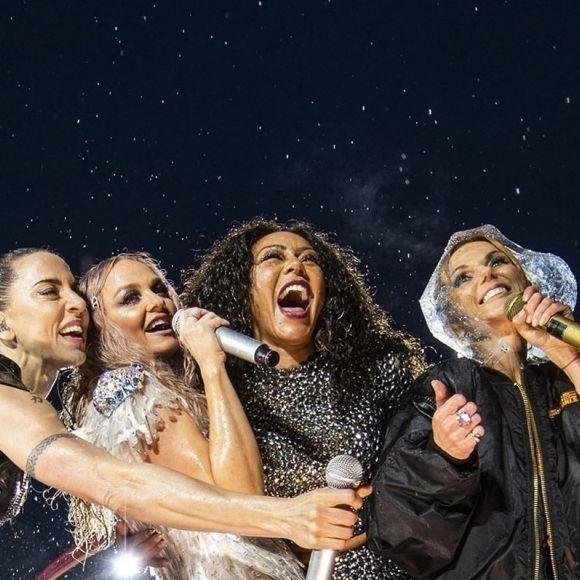 Emma Bunton, Mel B (Melanie Brown), Melanie C (Melanie Chisholm), Geri Horner (Geri Halliwell) - Les Spice Girls en concert dans le cadre de leur tournée Spice World UK au stade Ashton Gate à Bristol, Royaume Uni, le 10 juin 2019.