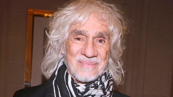 The Voice Kids : Louis Bertignac pas à l'aise à l'idée de jouer avec la vie des candidats, comment la production a réussi à le faire rempiler malgré tout ?