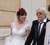 Le chanteur Renaud (Renaud Séchan) et sa femme Cerise - Mariage du chanteur Renaud (Renaud Séchan) avec Cerise à la mairie du 14ème arrondissement de Paris le 4 mai 2024. © Dominique Jacovides - Cyril Moreau / Bestimage