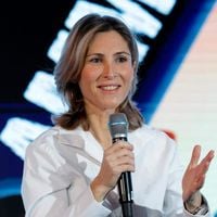 "Ca peut commencer très tôt" : avec ses 2 ados, Julia de Funès a mis en place un mécanisme pour les préparer à la vie d'adulte