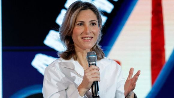 "Ca peut commencer très tôt" : avec ses 2 ados, Julia de Funès a mis en place un mécanisme pour les préparer à la vie d'adulte