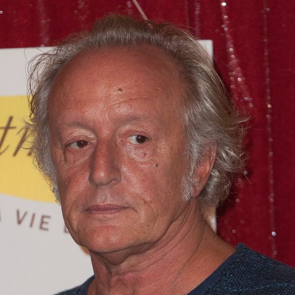 Didier Barbelivien sur scène lors du show case de sa comédie musicale 'Marie Antoinette et le Chevalier de Maison Rouge' au restaurant la Bonne Franquette a Paris, France, le 9 octobre 2015. Photo de Audrey Poree/ ABACAPRESS.COM