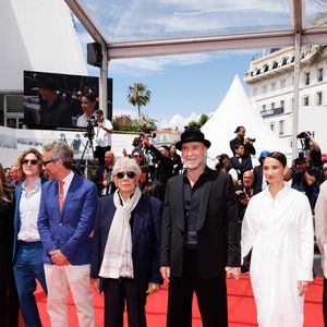 Guest, Paul Hartnoll, guest, guest, David Tryhorn, guest, Eric Cantona, Rachida Brakni, guest - Montée des marches du film " Soudain " lors du 79ème Festival International du Film de Cannes, le 15 mai 2026. © Jacovides-Moreau / Bestimage
|J/M - Montée des marches du film " Soudain " lors du 79ème Festival International du Film de Cannes