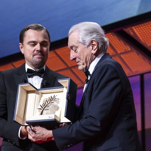 Manifestement, les autorités n'auraient pas le moins du monde reconnu l'icône qui n'avait pourtant pas mis de masque pour passer incognito...

Leonardo DiCaprio et Robert De Niro (palme d'or d'honneur) - Les célébrités lors de la cérémonie d'ouverture du 78ème Festival International du Film de Cannes, le 13 mai 2025. © Borde / Jacovides  / Moreau / Bestimage