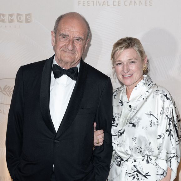 Pierre Lescure et Anne-Elisabeth Lemoine assistent au dîner d'ouverture 2025 du 78ème Festival de Cannes le 13 mai 2025 à Cannes, France.Photo by David NIVIERE/ABACAPRESS.COM