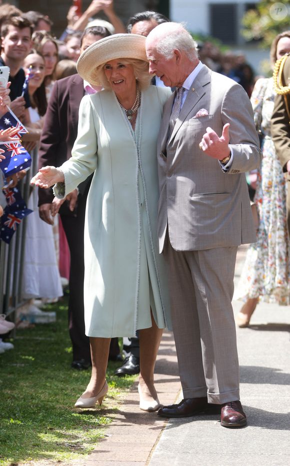 Le roi Charles III d'Angleterre et Camilla Parker Bowles, reine consort d'Angleterre, assistent à une cérémonie à l'église anglicane St. Thomas à Sydney, le 20 octobre 2024. La visite du roi en Australie sera sa première en tant que monarque, et le CHOGM, réunion des chefs de gouvernement du Commonwealth 2024 (21-26 octobre) à Samoa, sera sa première en tant que chef du Commonwealth. Mirrorpix / Bestimage
