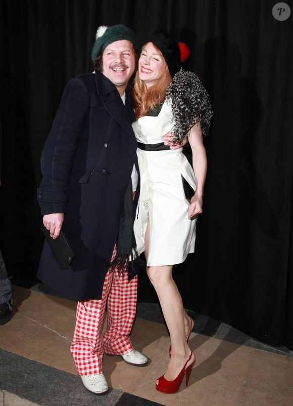 Julie Depardieu et Philippe Katerine arrivant au défilé de la collection printemps-été 2012 d'Etam qui s'est tenu aux Beaux-Arts de Paris, France, le 23 janvier 2012. Photo par Denis Guignebourg/ABACAPRESS.COM ?