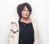 “Coucou, j’ignore si parmi vous il y en a qui devait voir ma pièce Le bracelet, demain à Pau mais, et j’en suis désolée, pour des raisons de santé la représentation est annulée”. 

Exclusif - Isabelle Mergault - Rendez-vous - Enregistrement de l'émission "100% Logique", présentée par C.Féraud et diffusée le 9 mars sur France 2
© Jack Tribeca / Bestimage
Nouvel épisode inédit du jeu-événement 100 % logique : la réponse est sous vos yeux avec C.Féraud, le premier quiz qui ne teste pas la culture générale et les connaissances, mais la logique, le sens de l’observation et le bon sens des téléspectateurs !
Quels que soient son âge, son niveau d’études ou de connaissances, tout le monde peut participer. Un enfant de 10 ans a autant de chance de gagner qu’un adulte de 80 ans, car, pour chaque question, la réponse est « sous vos yeux », mais encore faut-il la voir !
 
100 candidats s’affrontent pour tenter d’aller le plus loin possible dans le jeu et décrocher la cagnotte pouvant grimper jusqu’à 100 000 €.
Ils vont devoir répondre à une série de questions : de la plus facile (celle à laquelle 95 % des Français peuvent répondre) à la plus difficile (celle à laquelle seulement 1 % de la population est capable de répondre).
 
En début d’émission, les 100 candidats reçoivent la somme de 1 000 €. Mais en cas de mauvaise réponse ils sont éliminés, et leurs 1 000 € vont faire grimper la cagnotte globale de l’émission. Le dernier ou les derniers candidats en lice auront la possibilité de répondre à l’ultime question : celle à laquelle seulement 1 % de la population est capable de répondre, et de décrocher la cagnotte pouvant atteindre 100 000 €.
Qui sera capable de déjouer tous les pièges, et d’arriver jusqu’à l’ultime question ? Ce quiz événement va permettre aux téléspectateurs de tester leur logique, leur bon sens, mais aussi de se mesurer à tous les autres membres de la famille !
Pour ce nouveau numéro, trois nouvelles personnalités vont se prêter au jeu de la logique et soutenir nos 100 candidats