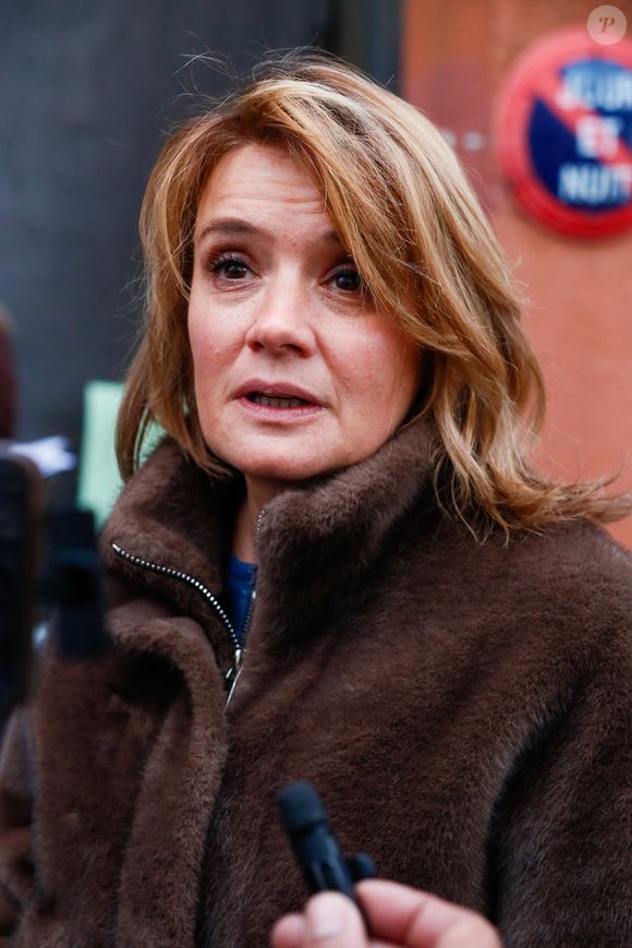 Et indique être peinée par cette situation.

Exclusif - Pascale de La Tour du Pin - Arrivées au plateau de la dernière émission "Touche pas à mon poste" (TPMP) diffusée en direct sur C8 avant la fermeture de la chaine le 28 février, à Paris, France, le 27 février 2025. © Christophe Clovis/Bestimage