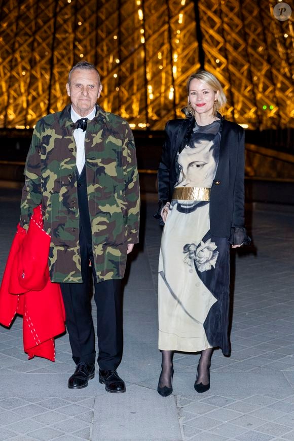 Jean-Charles de Castelbajac, Pauline de Drouas - Photo Call du « Le Grand Diner du Louvre « lors de la Fashion Week  à Paris le 5 mars 2025. © Olivier Borde /Bestimage