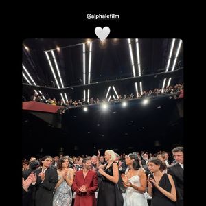 Post de Leïla Bekhti en soutien au film dans lequel joue son mari Tahar Rahim, "Alpha", présenté au Festival de Cannes