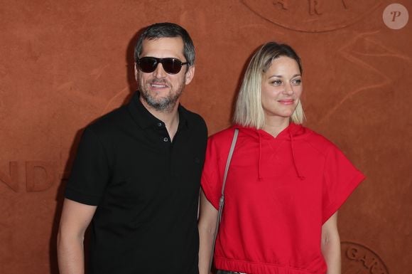 Guillaume Canet et Marion Cotillard au village lors des internationaux de tennis de Roland Garros à Paris, le 10 juin 2018. © Moreau-Jacovides/Bestimage