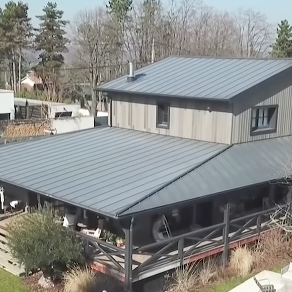 Cecile Siméone dévoile sa maison en bois près de Lyon, "La maison France 5", Janvier 2025