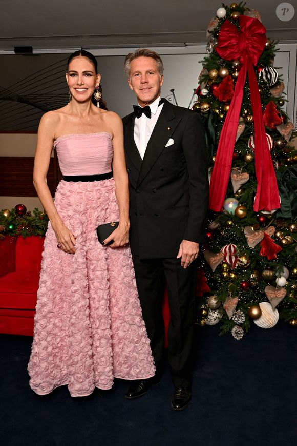 Le prince Emmanuel-Philibert de Savoie (grand maître de l'Ordre des Saints-Maurice-et-Lazare) et sa compagne Adriana Abascal lors du dîner de gala de l'association de l'Ordre des Saints-Maurice-et-Lazare au Yacht Club de Monaco le 26 novembre 2025.
© Bruno Bebert / Bestimage