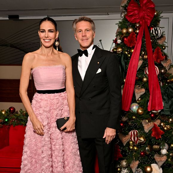 Le prince Emmanuel-Philibert de Savoie (grand maître de l'Ordre des Saints-Maurice-et-Lazare) et sa compagne Adriana Abascal lors du dîner de gala de l'association de l'Ordre des Saints-Maurice-et-Lazare au Yacht Club de Monaco le 26 novembre 2025.
© Bruno Bebert / Bestimage