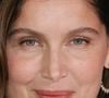 Son teint éclatant suscite donc l'admiration et l'interrogation chez de nombreux passionnés de beauté.

Laetitia Casta - Avant-première du film "Le Crime du 3e étage" au cinéma Pathé Wepler à Paris le 9 mars 2026. 

© Coadic Guirec/Bestimage