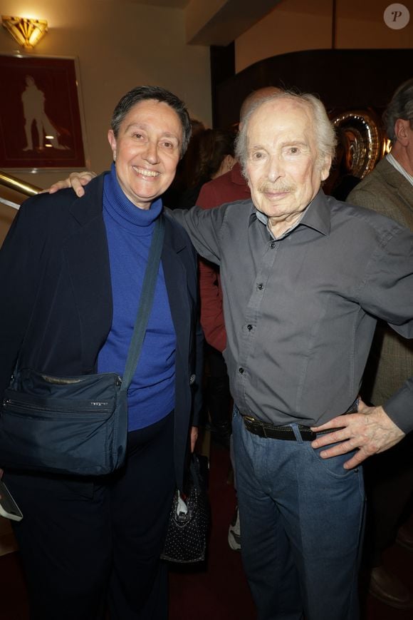 Danielle Moreau et Popeck - Anniversaire surprise de Popeck à l'occasion de ses 90 ans sur la scène du théâtre de Passy à Paris le 18 mai 2025. © Coadic Guirec/Bestimage