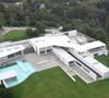 Ils se sont achetés cette demeure d'architecte, très contemporaine, pour 200 millions de dollars... 

Vues aériennes de la villa à 200 millions de dollars de Beyonce et Jay-Z à Los Angeles. C'est l'une des villas les plus chères de Californie. USA, le 23 mai 2023. Crédit Bestimage